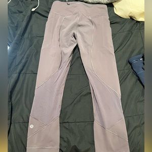 Lululemon cropped leggings size 4